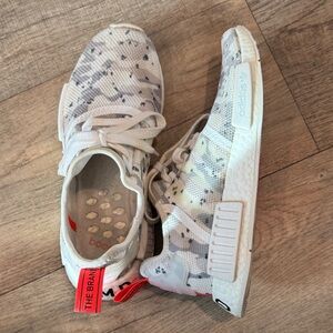 Adidas NMD R1 Chalk White Camo Sneakers